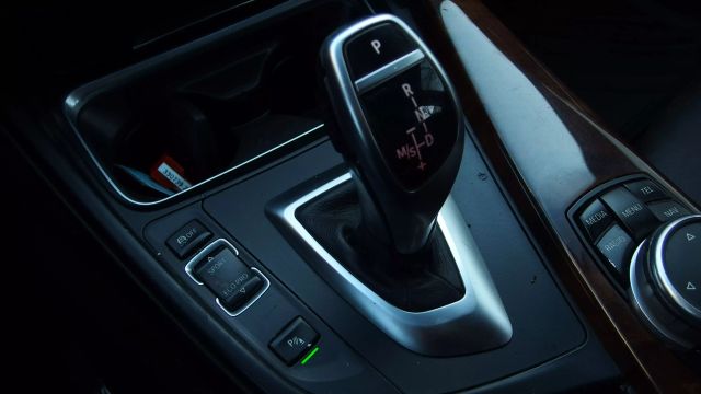 Vehicle image 48 of 54