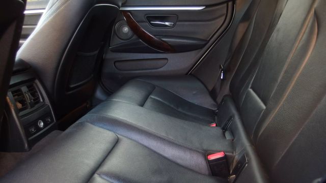 Vehicle image 22 of 54