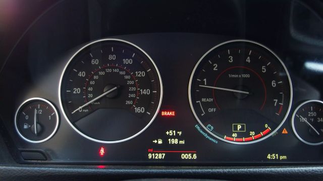 Vehicle image 47 of 54