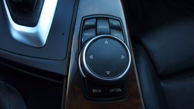 Vehicle image 49 of 54