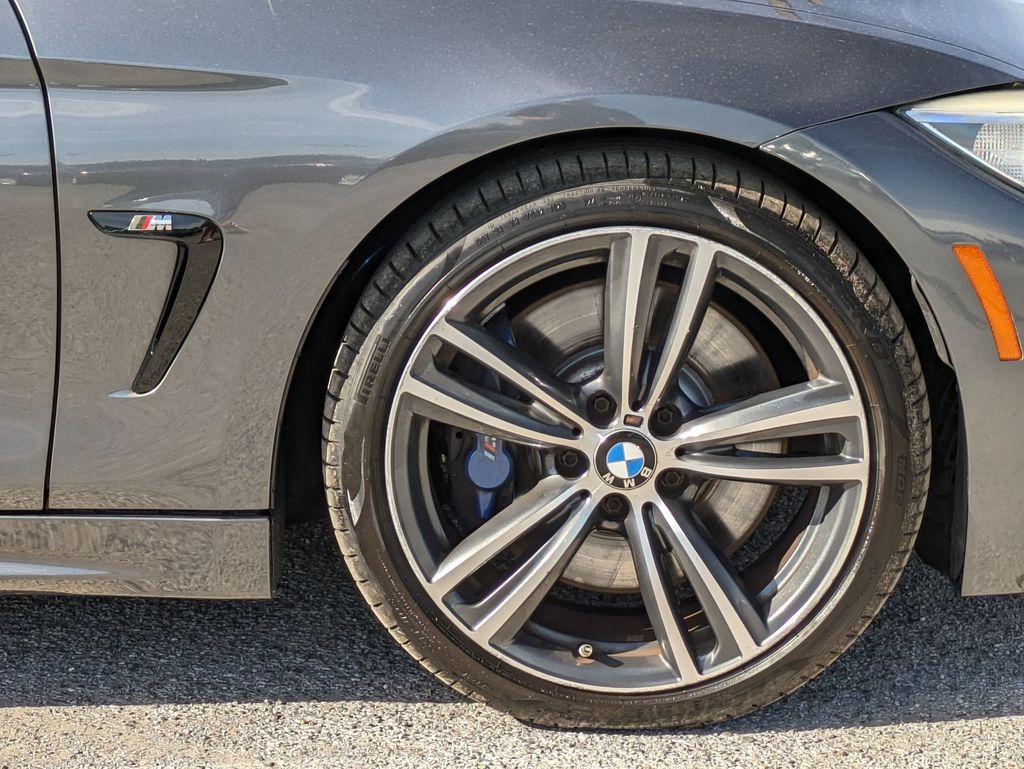 Vehicle image 11 of 31