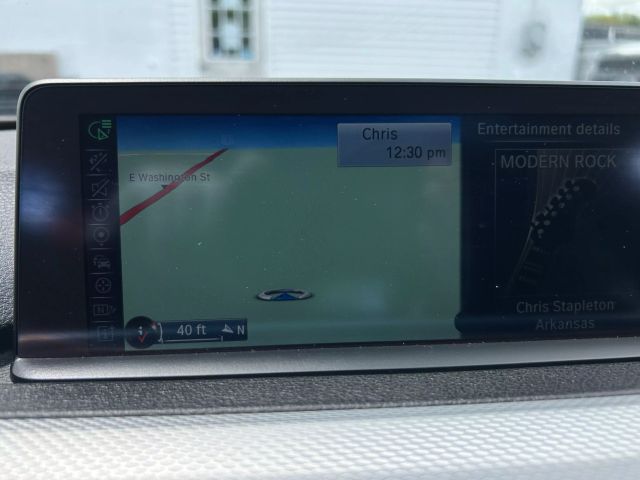 Vehicle image 19 of 26