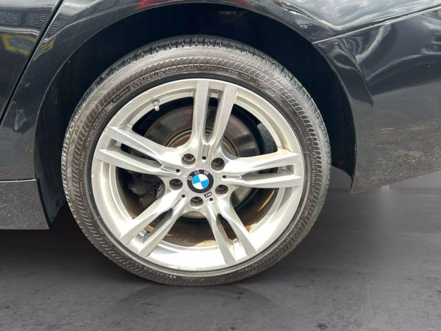 Vehicle image 24 of 26