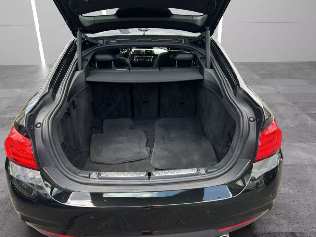 Vehicle image 25 of 26