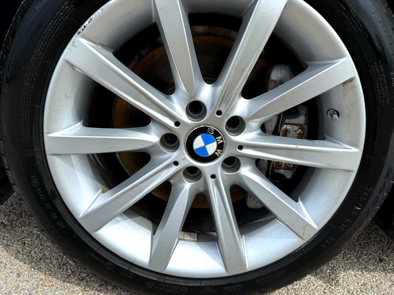 Vehicle image 13 of 22