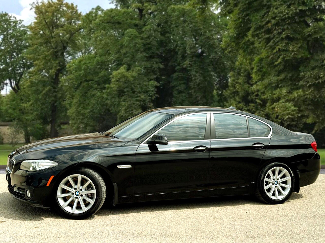 Vehicle image 1 of 22