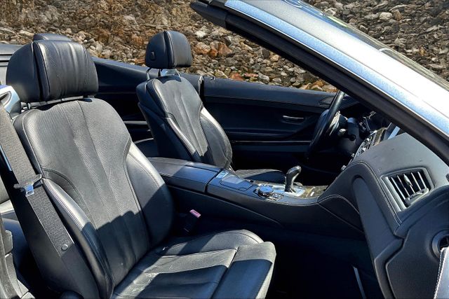 Vehicle image 9 of 30