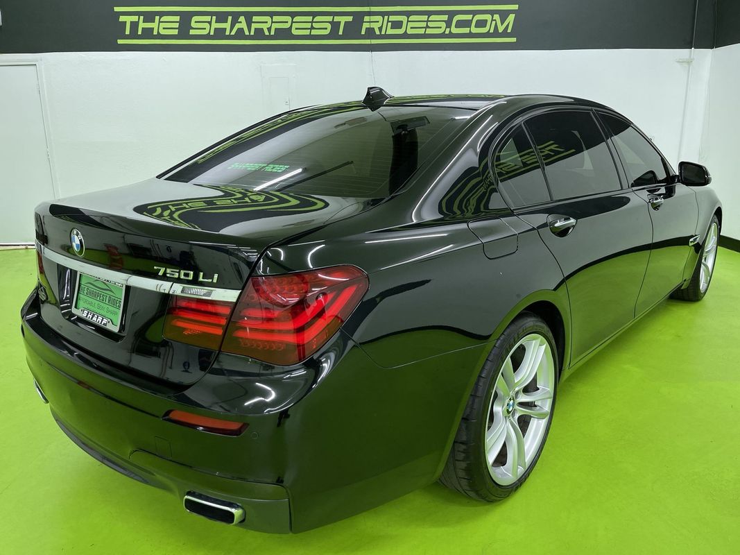 Vehicle image 5 of 29