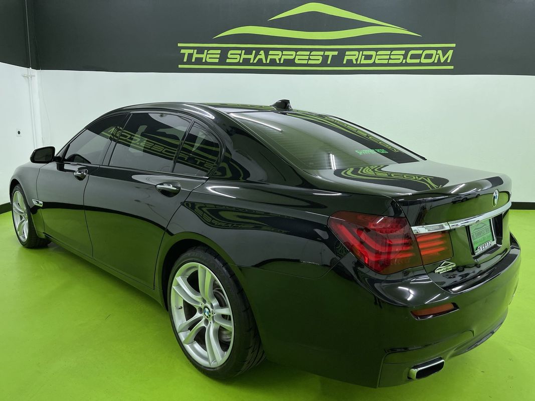 Vehicle image 7 of 29