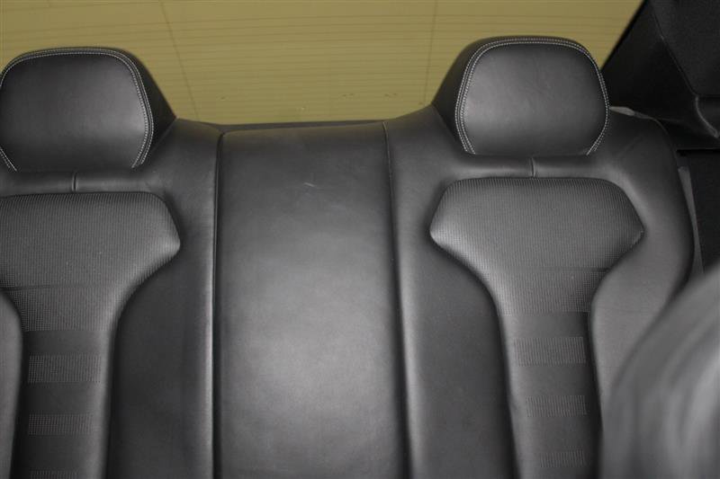 Vehicle image 34 of 48