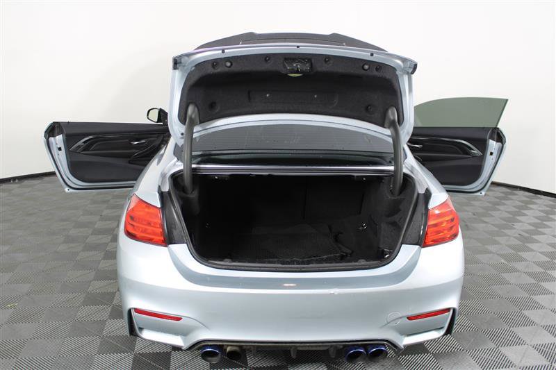 Vehicle image 14 of 48
