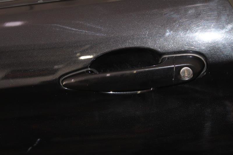 Vehicle image 18 of 45