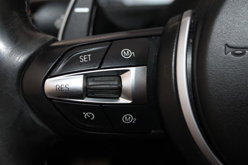 Vehicle image 40 of 45