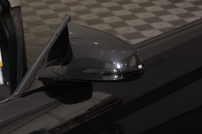 Vehicle image 17 of 45