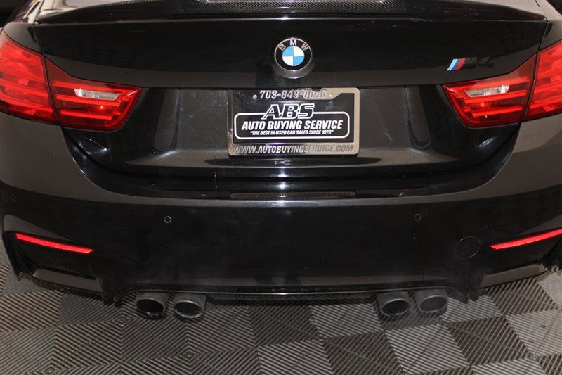 Vehicle image 19 of 45