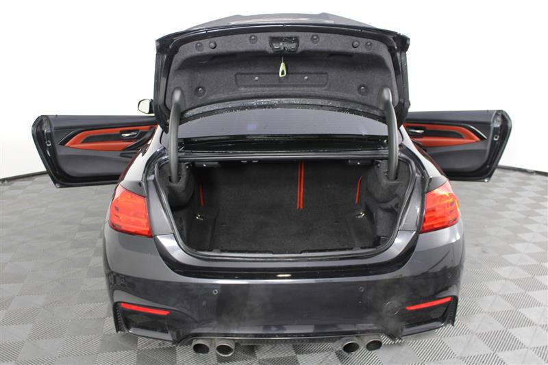 Vehicle image 14 of 45
