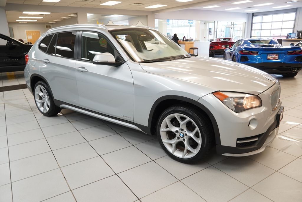 2015 BMW X1 xDrive28i Image 3 of 40