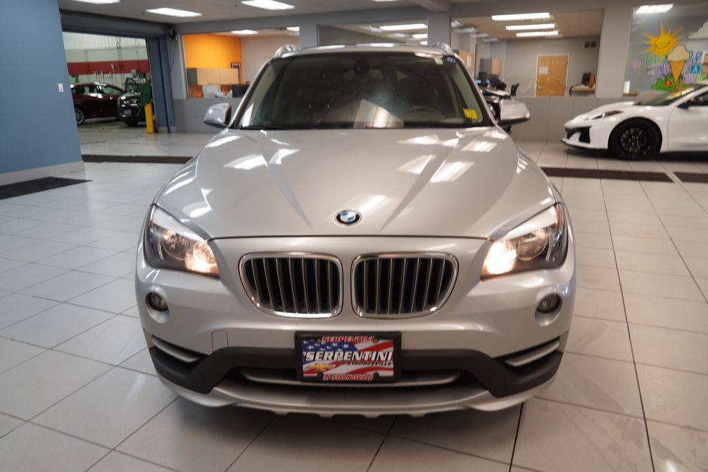 2015 BMW X1 xDrive28i Image 2 of 40
