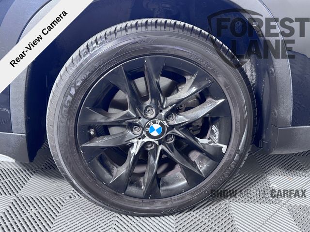 Vehicle image 11 of 36
