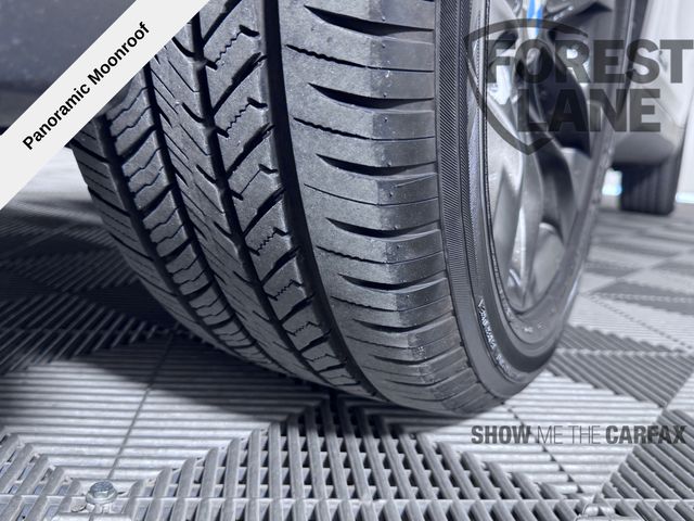 Vehicle image 12 of 36