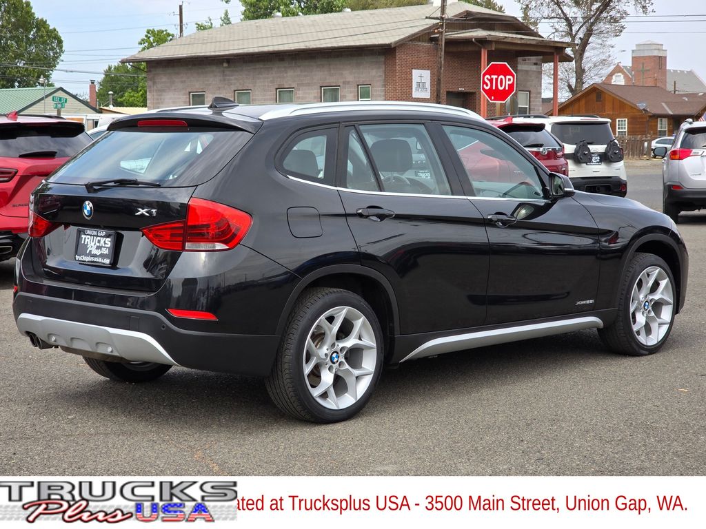 Vehicle image 5 of 42