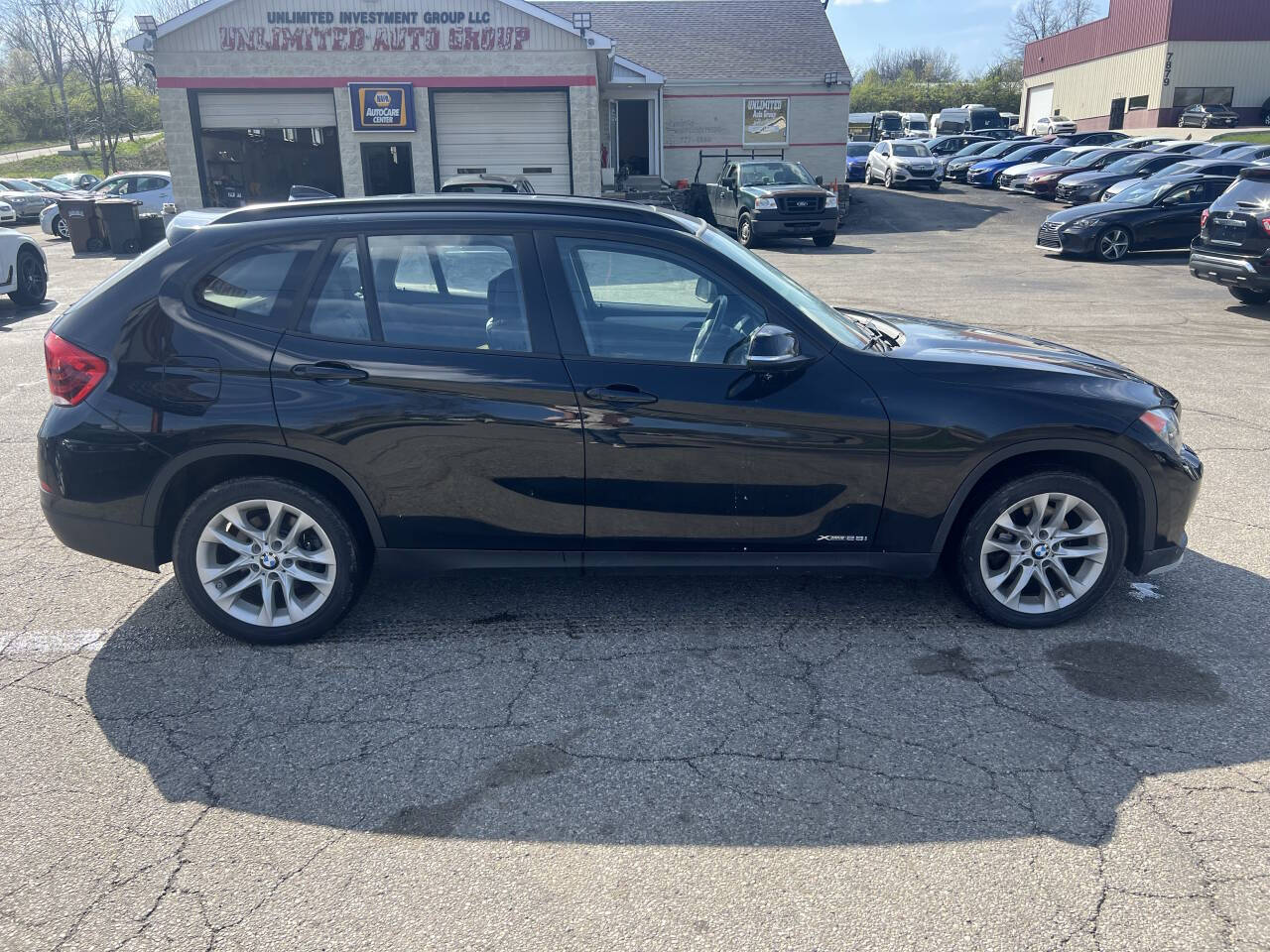 Vehicle image 6 of 23