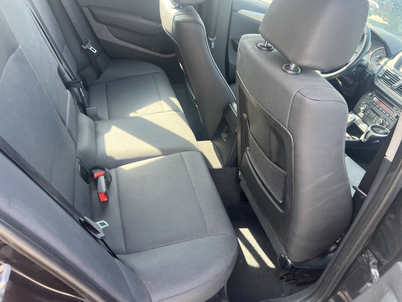 Vehicle image 15 of 23