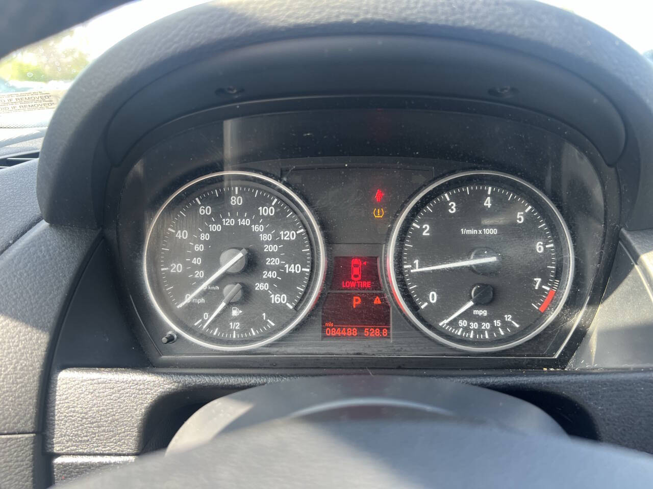 Vehicle image 19 of 23