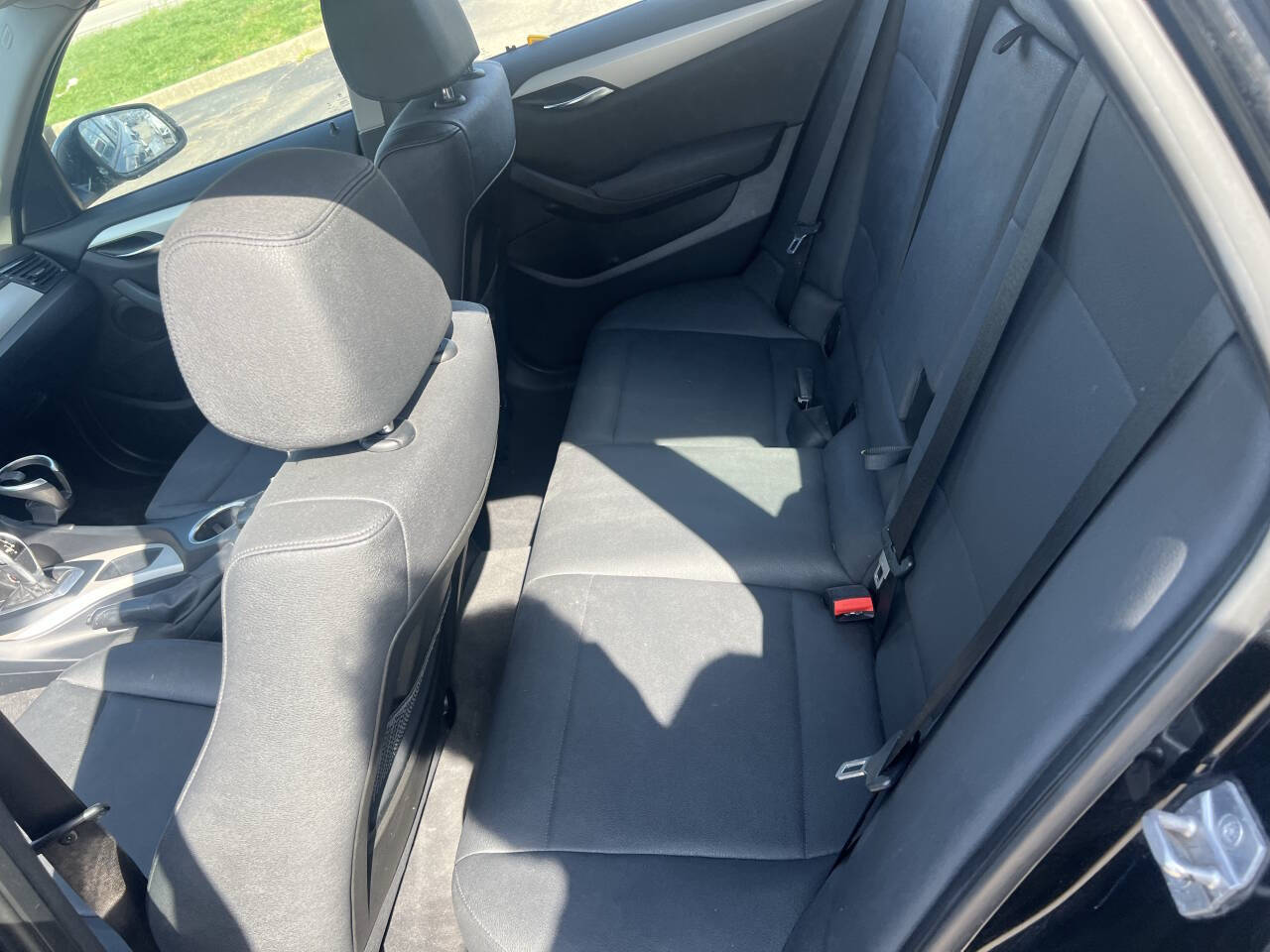 Vehicle image 20 of 23