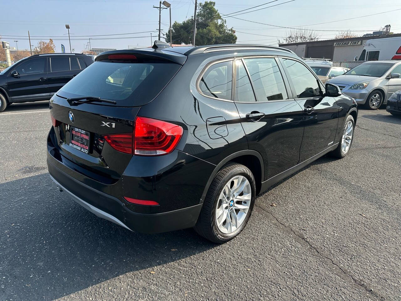 Vehicle image 11 of 48