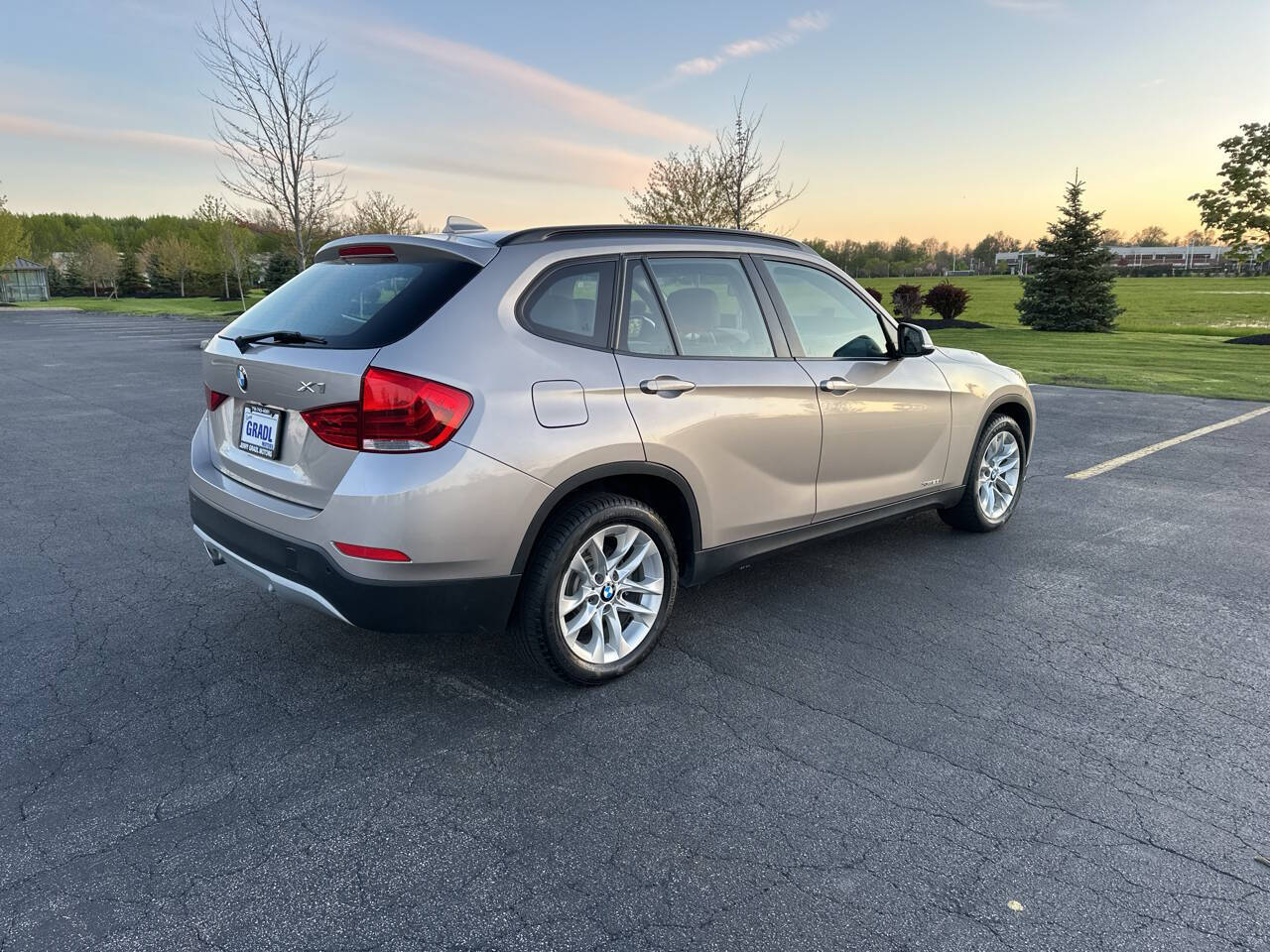 2015 BMW X1 xDrive28i Image 2 of 25