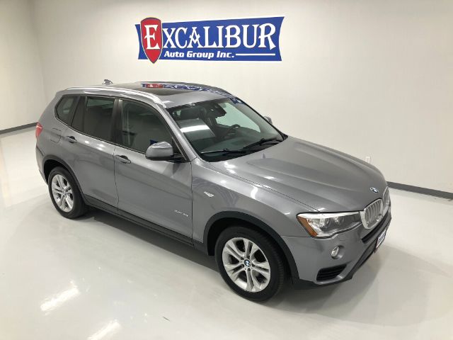 Vehicle image 8 of 55