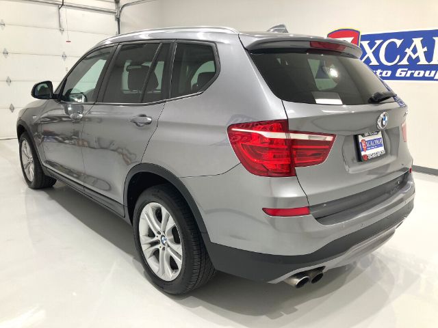 Vehicle image 16 of 55