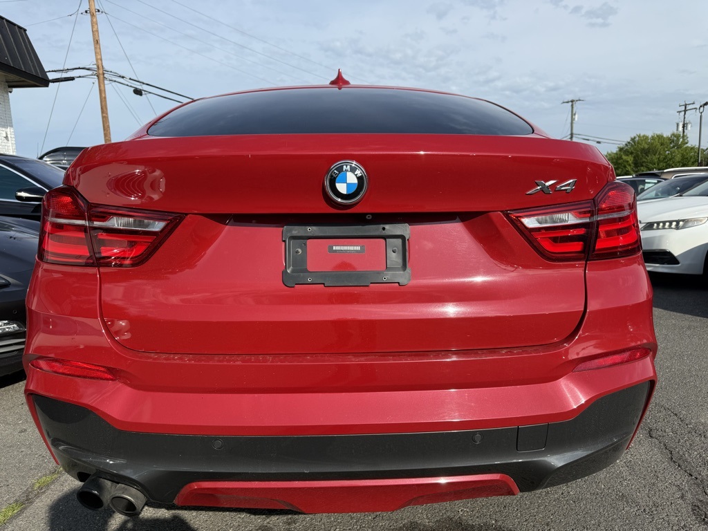 Vehicle image 7 of 33