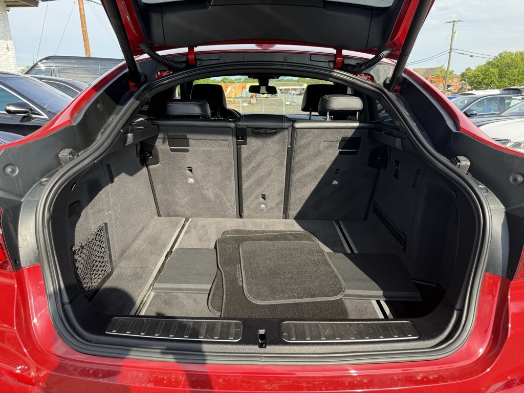 Vehicle image 33 of 33