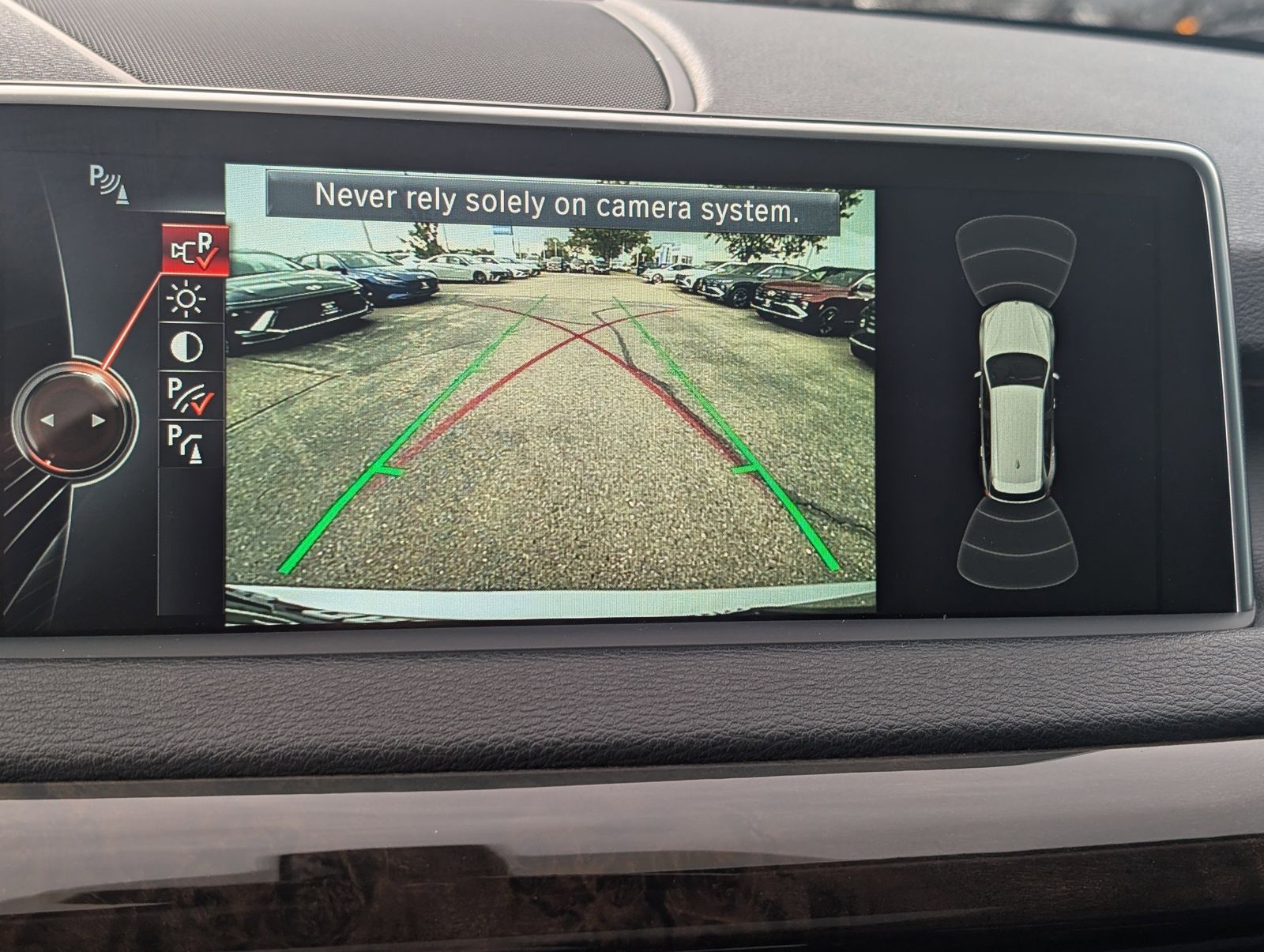 Vehicle image 18 of 27