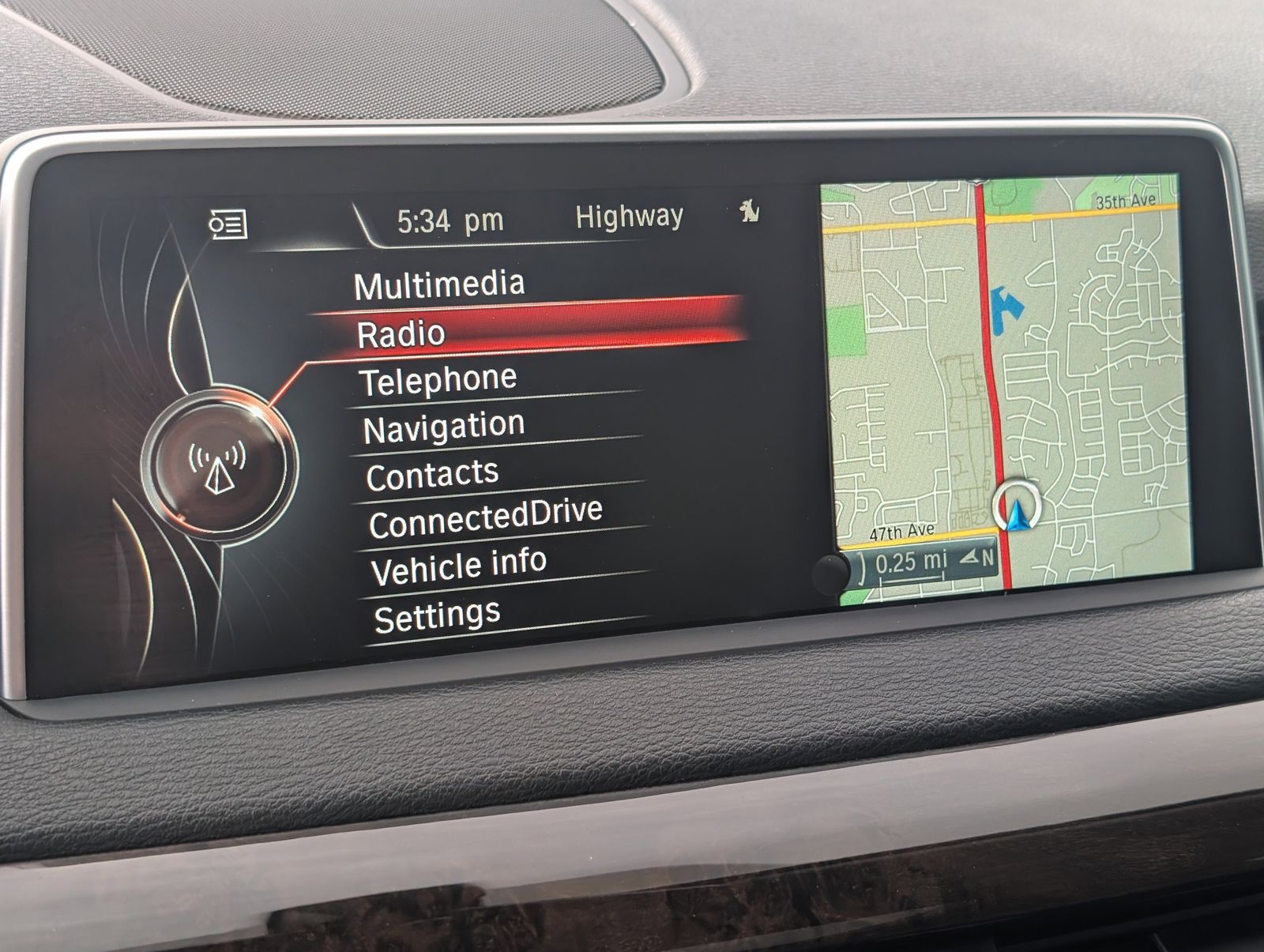 Vehicle image 17 of 27