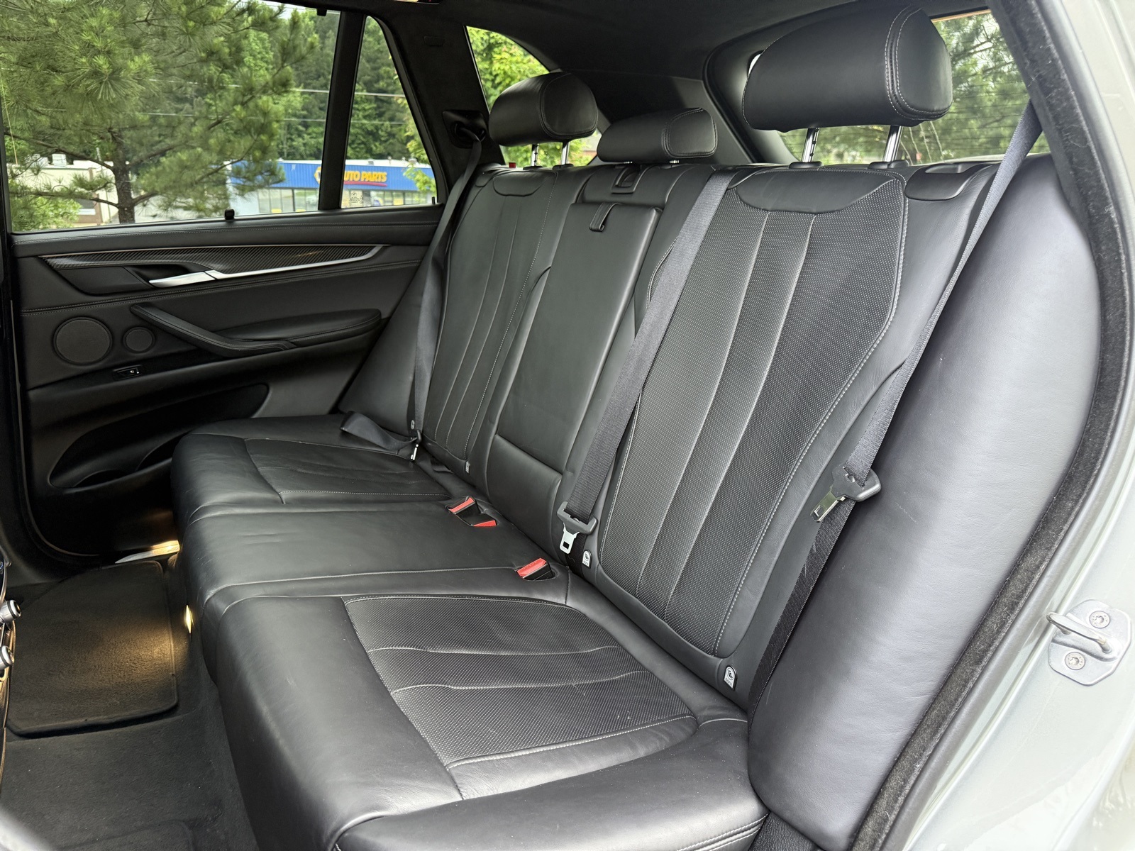 Vehicle image 43 of 54