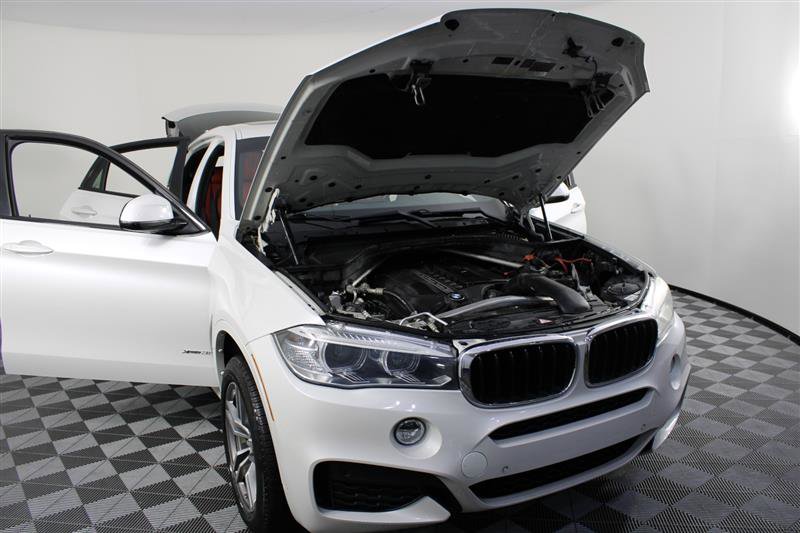 Vehicle image 46 of 54