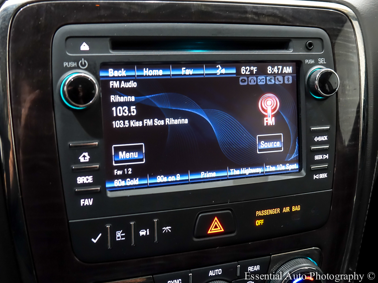 Vehicle image 21 of 38