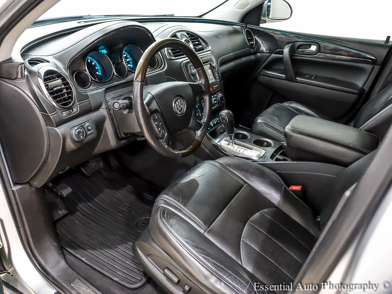 Vehicle image 14 of 38