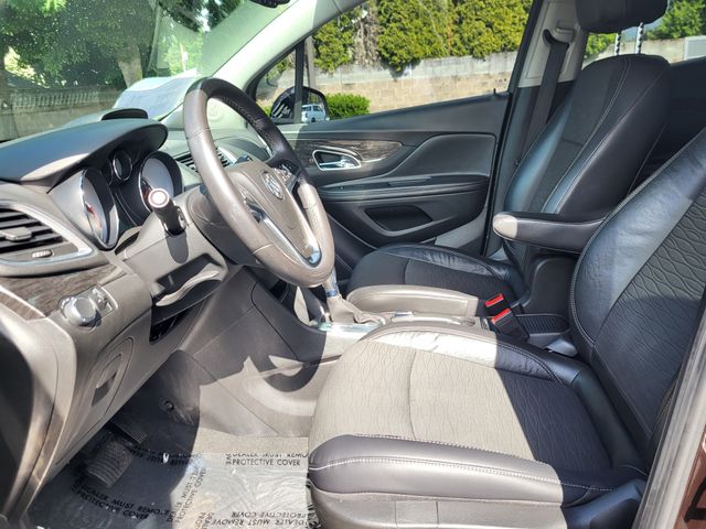 Vehicle image 12 of 22