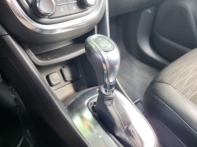 Vehicle image 20 of 22