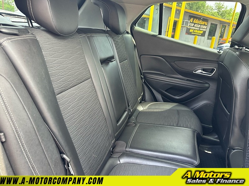 Vehicle image 23 of 29