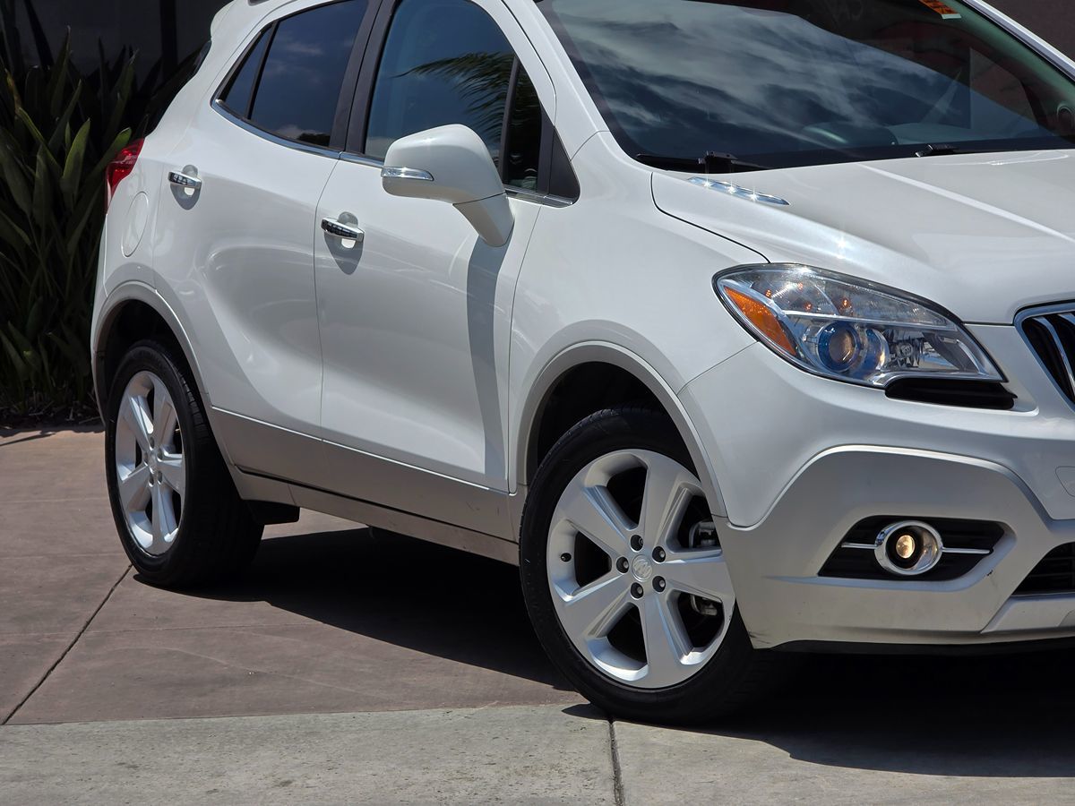 Vehicle image 4 of 49