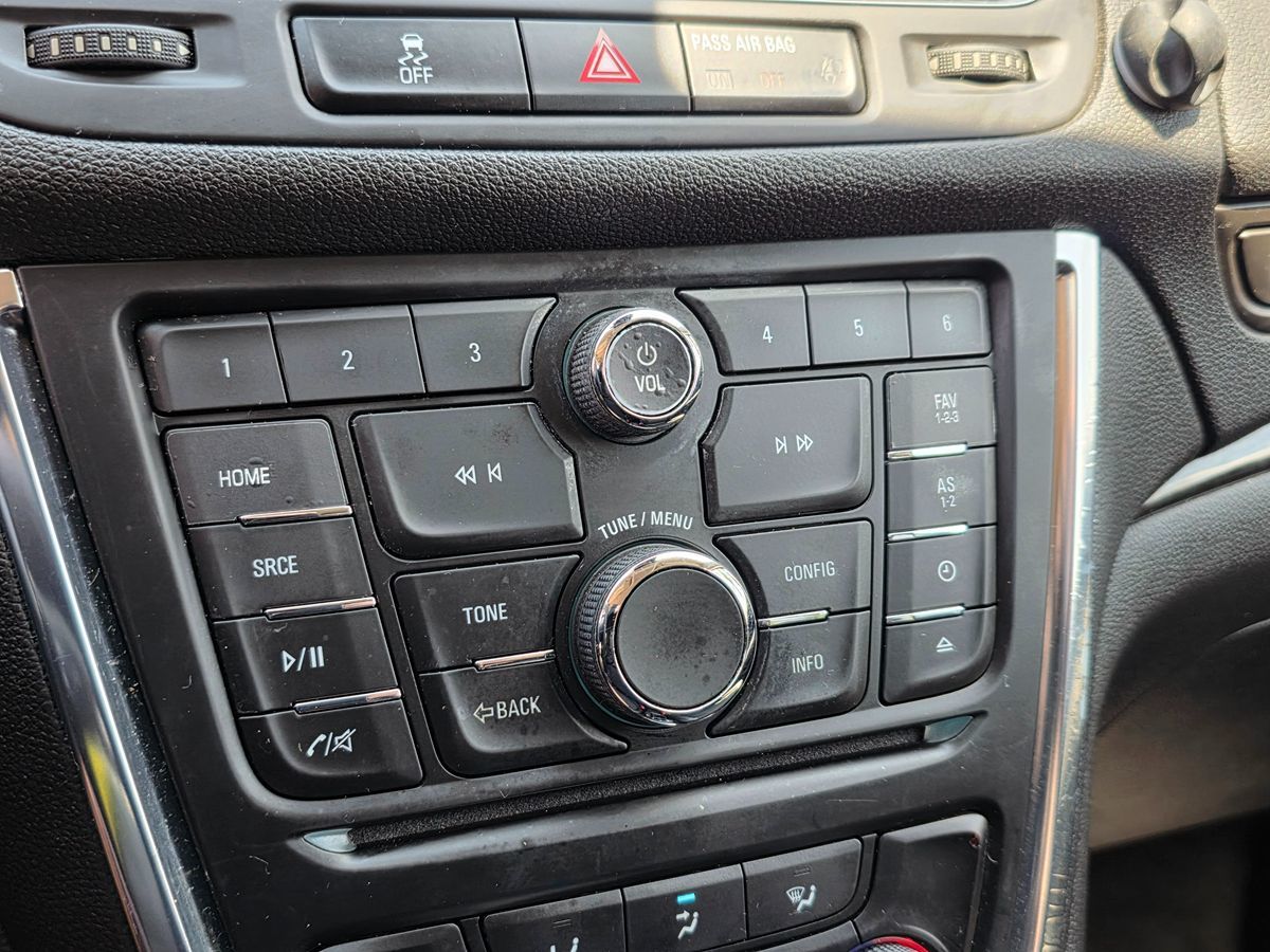 Vehicle image 39 of 49