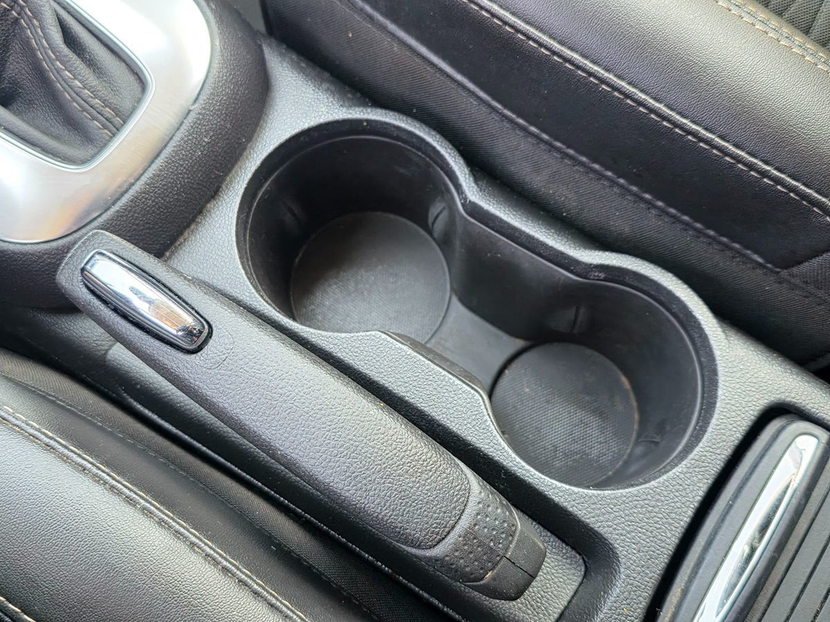Vehicle image 43 of 49
