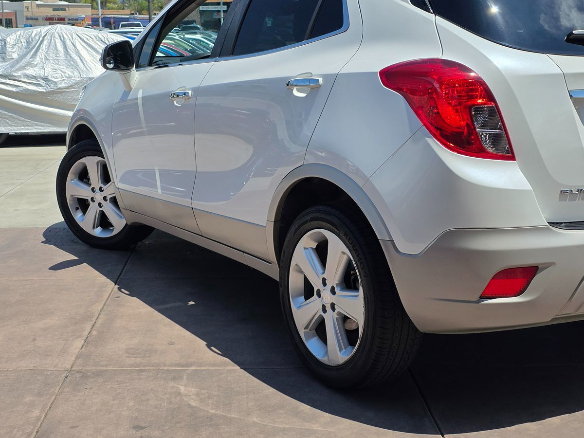 Vehicle image 9 of 49