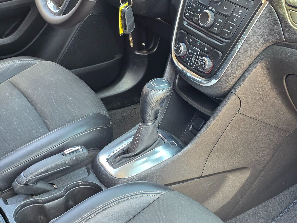 Vehicle image 18 of 49