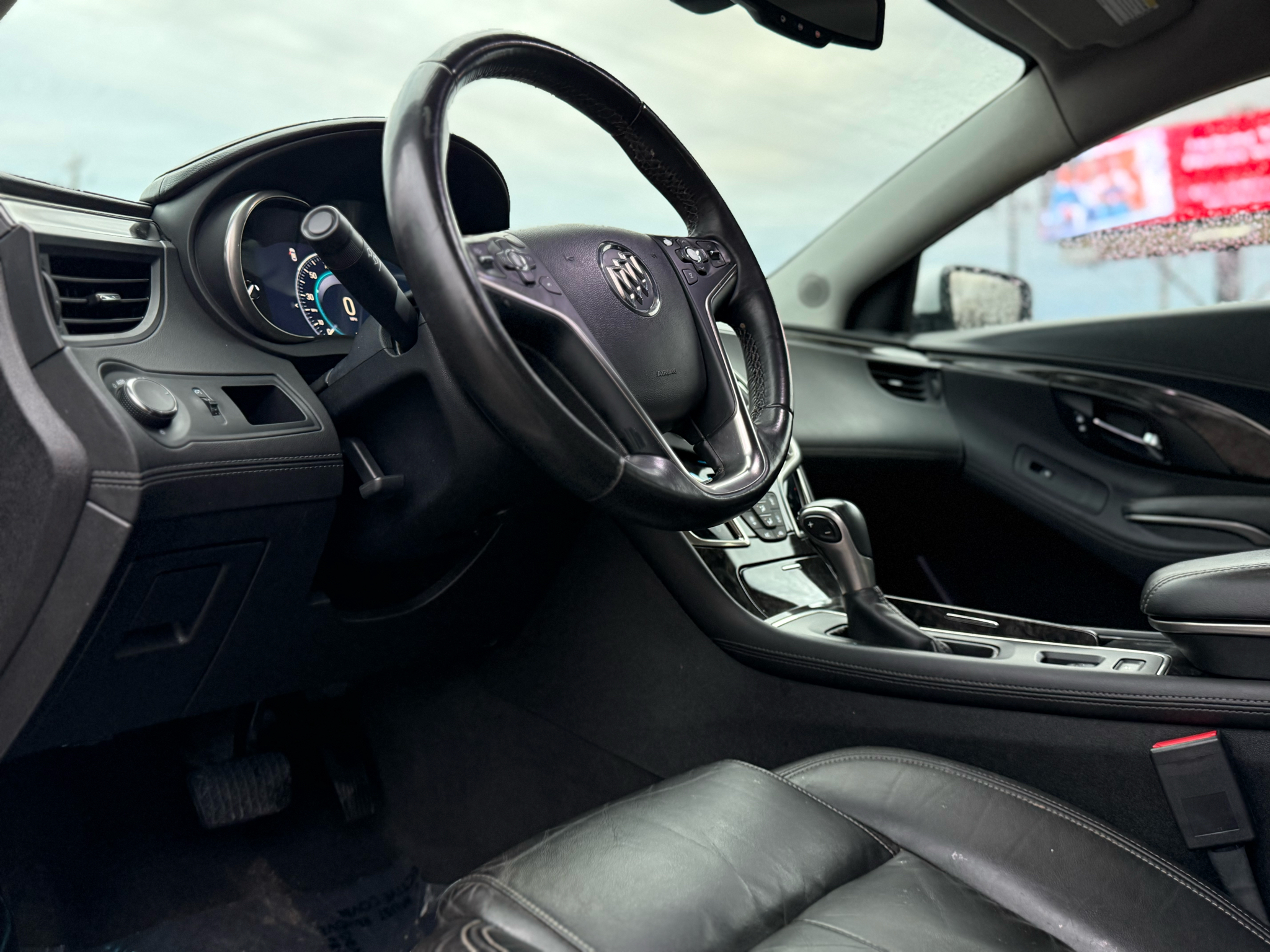 Vehicle image 15 of 39